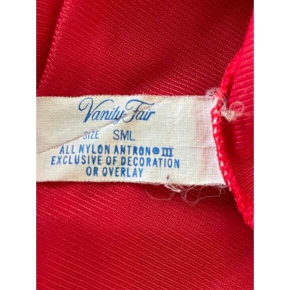VIntage Vanity Fair Night Gown and Robe Set Red Small - Picture 10 of 12